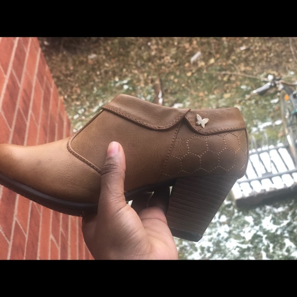 Heels - Picture 6 of 8